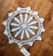 Serwetka ręcznie robiona na szydełku 