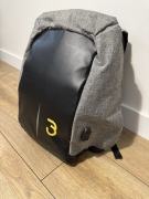 Plecak na laptop, do szkoły wyjście USB, ciekawe przegrody