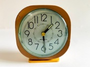 Budzik MERA POLTIK.URANOWE WSKAZÓWKI.nr 5608.Okazja !!!!