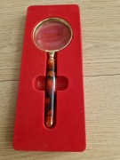 Szkło powiększające. Lupa