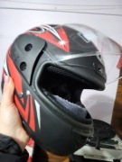 Czarny kask motocyklowy Full face rozmiar M z kołnierzem 