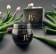 Kultowy krem z serii czarny bandaż 