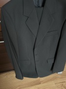 Nowy garnitur (marynarka i spodnie). Polski produkt. 40% wełna i 60% Elana