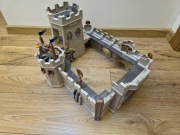 Zamek Novelmore PLAYMOBIL 70222  z zestawem  rozbudowy