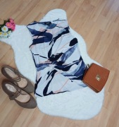 Biała bluzka damska DKNY rozmiar S bez rękawków