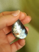 labradoryt wisiorek seledynowy  jasnozielony 