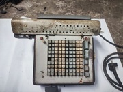 Stara retro maszyna licząca kalkulator z czasów PRL