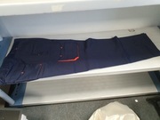 Spodnie robocze z kieszeniami