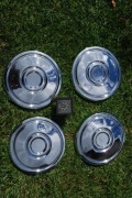 Kołpaki chromowane Fiat 125 i obrotomierz