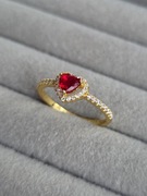 Nowy pierścionek Pandora złoty z czerwonym sercem rozmiar 58