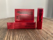 HOURGLASS Unlocked Satin Crème – Pomadka do ust