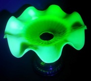 Szkło uranowe patera paterka ręcznie dmuch falbana platerowana XIX w.