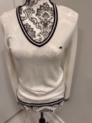 Sweter damski Tommy Hilfiger biały V-neck elegancki S dopasowany