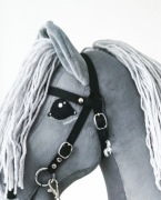 Hobby Horse LUNA A3 – duży konik na patyku + ogłowie + wodze + medalik