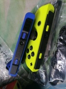 Nowe Joy-cony: niebieski i zielony blue & green/yellow, jeden uszkodzony =)