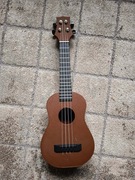 Ukulele z tworzywa sztucznego 