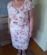 Sukienka w kwiaty 50