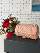 Torebka chanel flap beżowa złoto okucia