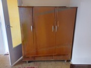 Drewniane regały IKEA Hemnes 