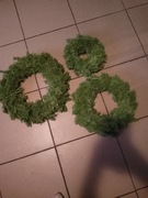 Wianki z jodły nie opadają maly 15 zł duży 25 zł