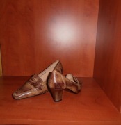 Nowe buty z naturalnej skóry