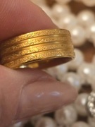 Obrączka w złotym kolorze, stan idealny