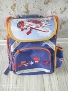 Nowy plecak z samolotem