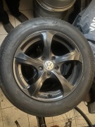 Opony Bridgestone TURANZA 235/55/17 H XL po jednym sezonie wraz z felgami