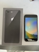iPhone 8 Plus 64gb Space Gray