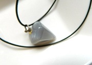 Szary agat, antystresoway ochronny kamień, wisiorek uniseks - wahadełko