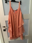 (117) letnia sukienka 34 ginatricot