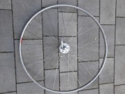 Szosowe koło przednie Suzue Mavic 28”