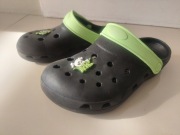 Czarne klapki dziecięce Vty rozmiar 33