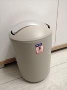 Wenko nowy Kosz łazienkowy kosmetyczny na śmieci Brazil 6,5 l taupe 