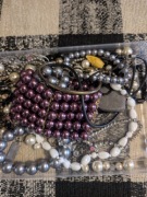 Jablonex  hematyt i inne mix koralików ,klipsy PRL