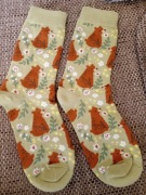 Skarpety wysokie w misie