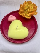 Świeczka sojowa serduszka Prezent na Dzień Babci i Walentynki