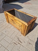 Donice ogrodowe z drewna 