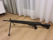 Realistyczna atrapa karabinu T3-K1