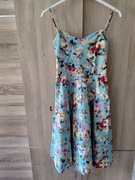 Sukienka z midi gorsetem w stylu retro Vintage Louche Rosalia-Floral 