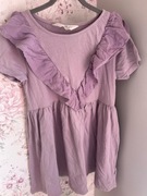 Liliowa sukienka 122/128