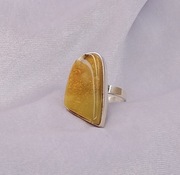 Pierścionek - Srebro i Bursztyn