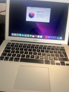 Mac Book Air - A1466