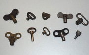 Kluczyki pokrętła knopki do starych budzików 10 sztuk - 036