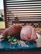 Szynka wędzona tradycyjnie 0,5kg dr Dym