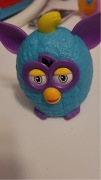 Furby niebieski fioletowy maskotka Hasbro figurka