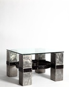 stół metalowy ze szkłanym blatem