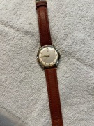 Złoty zegarek Omega