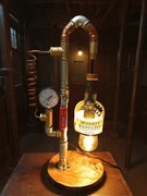 Lampa stojąca steampunk Monkey Shoulder whisky ozdoba prezent loft popart