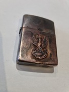 Zapalniczka z orzełkiem w koronie